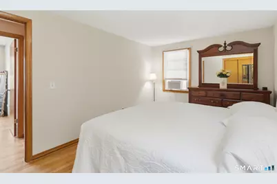 39 Putnam Street, Newington, CT 06111 - Photo 17