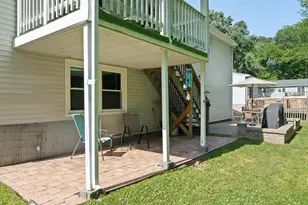 39 Putnam St, Newington, CT 06111 - Photo 35
