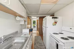 39 Putnam St, Newington, CT 06111 - Photo 25