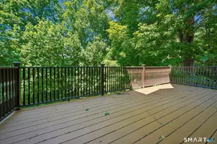132 E Hunting Ridge Rd, Stamford, CT 06903 - Photo 9