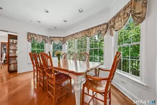 132 E Hunting Ridge Rd, Stamford, CT 06903 - Photo 5