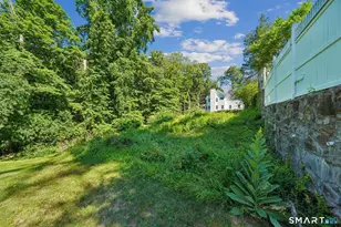 132 E Hunting Ridge Rd, Stamford, CT 06903 - Photo 25