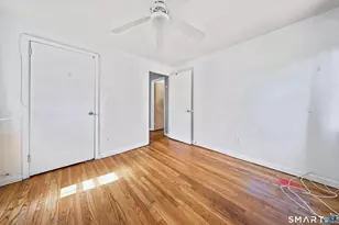 69 Sunshine Cir, Bridgeport, CT 06606 - Photo 11