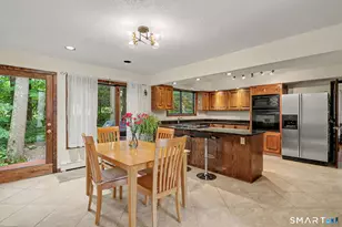 4 Scenic Hill Ln, Monroe, CT 06468 - Photo 9