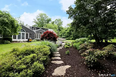 41 Nutmeg Ridge, Ridgefield, CT 06877 - Photo 3