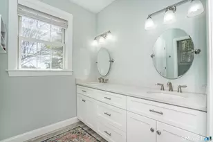 152 Old Farms Rd, Simsbury, CT 06070 - Photo 23