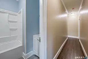11 Marshall St, Hartford, CT 06105 - Photo 27