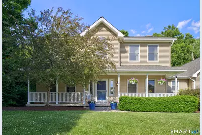 8 Bristle Lane, Newtown, CT 06482 - Photo 3