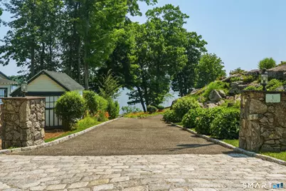 1 Oak Drive, New Fairfield, CT 06812 - Photo 5