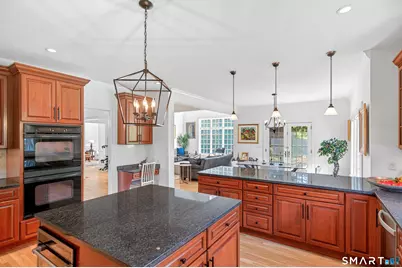 25 Avalon Drive, Middlebury, CT 06762 - Photo 9