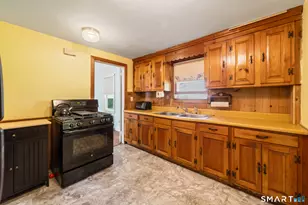 189 Andrew Ave, Naugatuck, CT 06770 - Photo 17