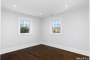 38 Poe Ct, Fairfield, CT 06825 - Photo 11