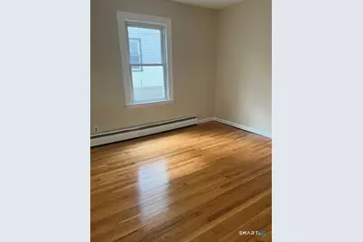 27 Arnold Street, Hartford, CT 06106 - Photo 23