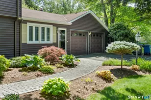 22 Seneca Dr, Vernon, CT 06066 - Photo 5