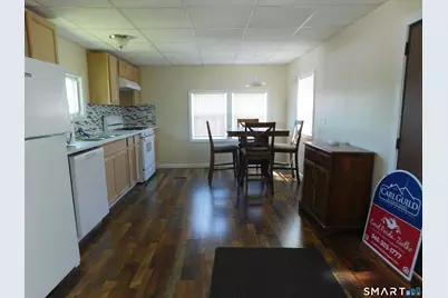24 E Street, Groton, CT 06340 - Photo 3