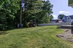 152 Chase Hollow Ln, Glastonbury, CT 06033 - Photo 35