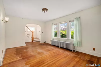 81 Woodlawn Street, West Hartford, CT 06110 - Photo 5