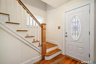 81 Woodlawn St, West Hartford, CT 06110 - Photo 3