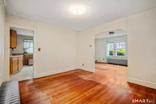 81 Woodlawn St, West Hartford, CT 06110 - Photo 7
