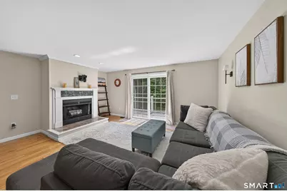835-#E Long Hill Road, Middletown, CT 06457 - Photo 11
