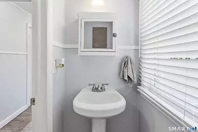 95 Carmel Street, Hamden, CT 06518 - Photo 17