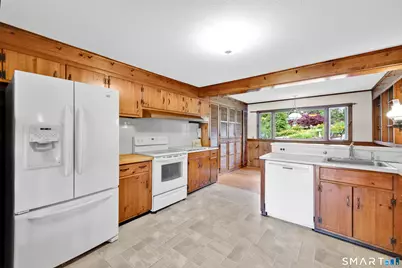 53 Meeks Point Road, East Hampton, CT 06424 - Photo 11