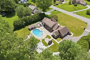 100 Somerwynd Ln, Suffield, CT 06078 - Photo 3