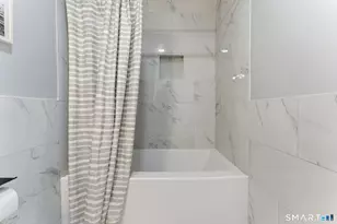 102 Capen St, Hartford, CT 06120 - Photo 33