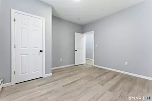 102 Capen St, Hartford, CT 06120 - Photo 9