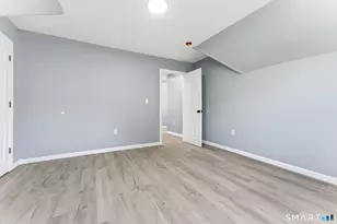 102 Capen St, Hartford, CT 06120 - Photo 37