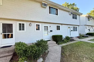 71 Bentwood Dr, Waterbury, CT 06705 - Photo 1