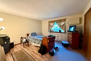71 Bentwood Dr, Waterbury, CT 06705 - Photo 7