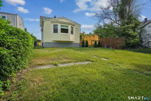 10 Wells Ave, Stamford, CT 06902 - Photo 25