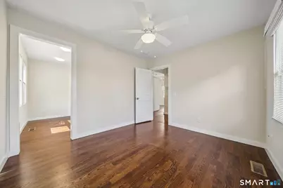 10 Wells Avenue, Stamford, CT 06902 - Photo 11