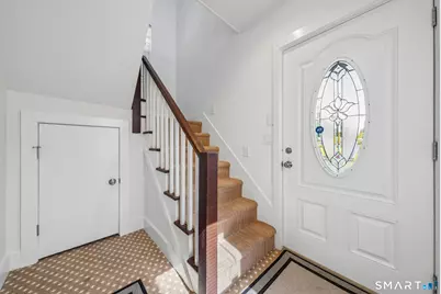10 Wells Avenue, Stamford, CT 06902 - Photo 3