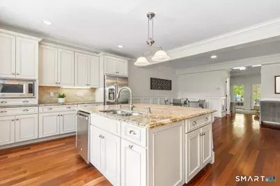 40 Oak Ridge Street #2, Greenwich, CT 06830 - Photo 9