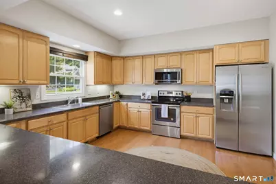 175 Oliver Way #175, Bloomfield, CT 06002 - Photo 7