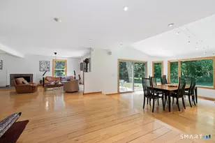 572 Amity Rd, Woodbridge, CT 06525 - Photo 11