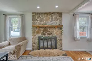 21 Old Meadow Plain Rd, Simsbury, CT 06070 - Photo 5