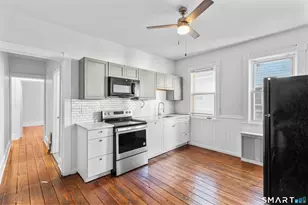 394 Gregory St, Bridgeport, CT 06604 - Photo 5