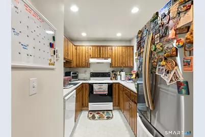 1 Fairfield Avenue #3, Danbury, CT 06810 - Photo 5