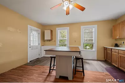 220 Murray Street, Meriden, CT 06450 - Photo 5