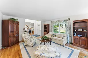 29 Narragansett Trail, Newtown, CT 06482 - Photo 7