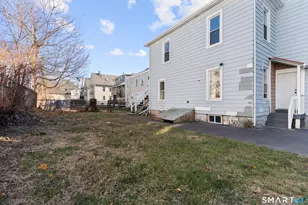 394 Gregory St, Bridgeport, CT 06604 - Photo 25