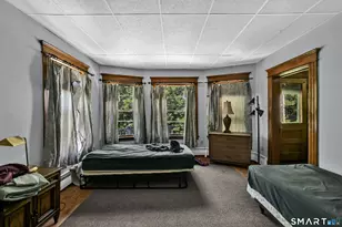61 Idylwood Ave, Waterbury, CT 06705 - Photo 9