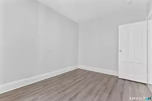 394 Gregory St, Bridgeport, CT 06604 - Photo 13