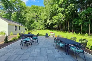 225 Hoyt St, Darien, CT 06820 - Photo 3