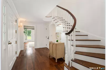 80 Governors Lane, Fairfield, CT 06824 - Photo 15