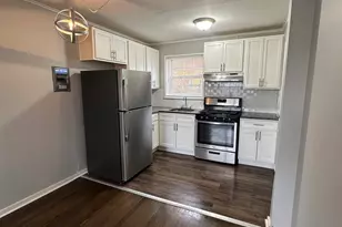 114 Hillcrest Ave, West Hartford, CT 06110 - Photo 3