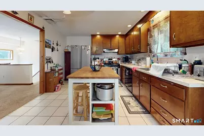 215 Prospect Avenue, Shelton, CT 06484 - Photo 3